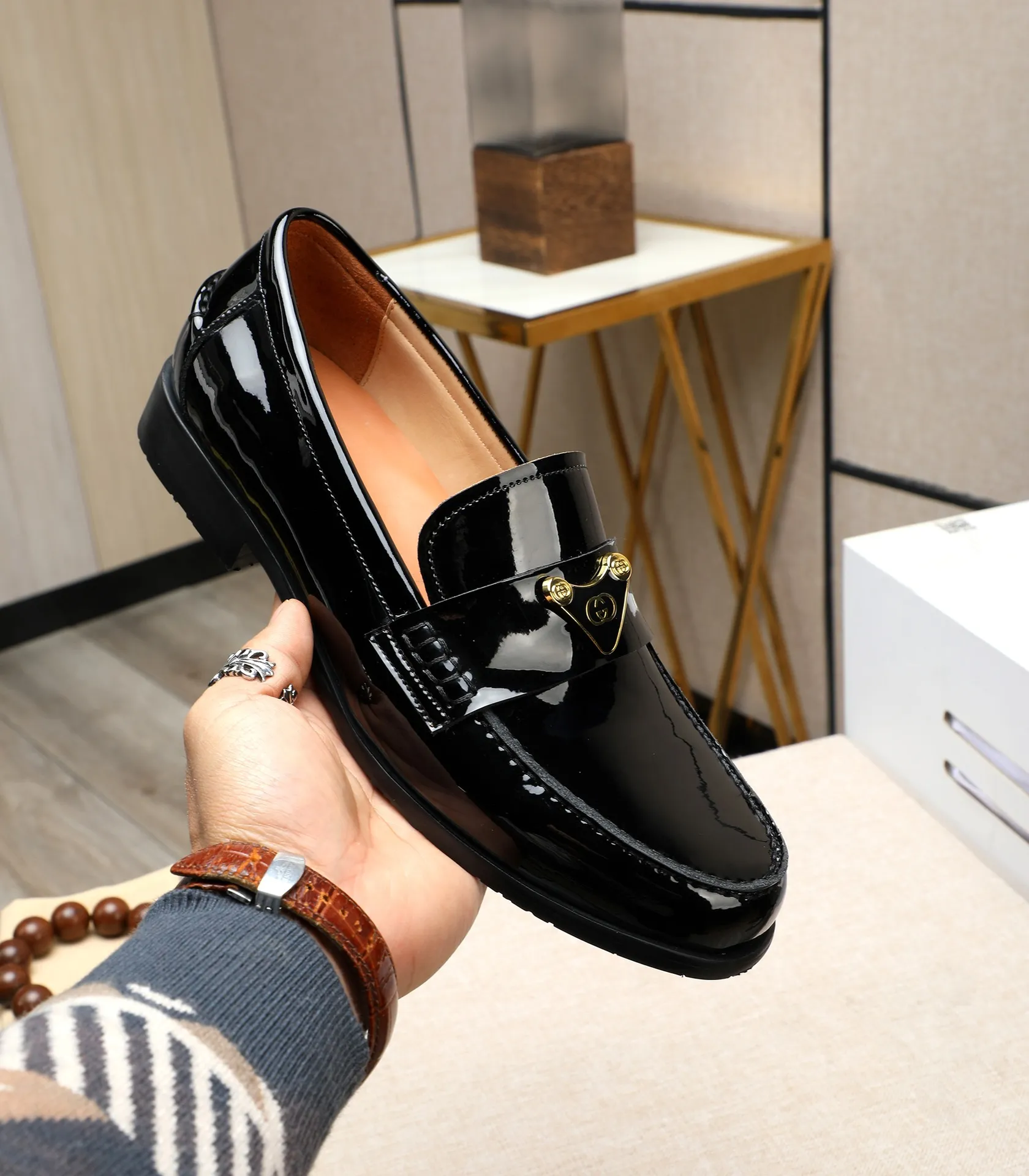 Men's shoes 💰500 📛📛 Original version (water-dyed cow lining) GUCCI official website formal shoes 🌀 Italian 🇮🇹 imported cowhide ➕ top imported water-dyed cowhide lining 💋 fine handmade original bottom, the real thing looks better when photographed in person Standard size 38-44 (45 46 customized)